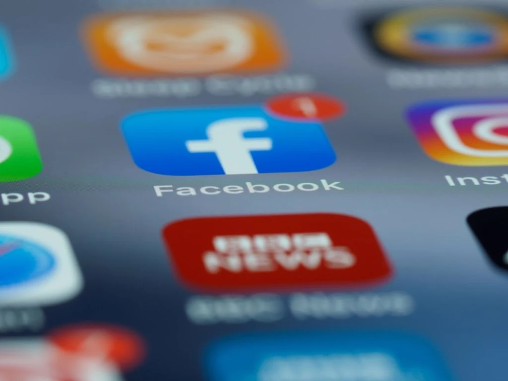 Податкова взялася за продавців у соцмережах: кого шукатимуть у TikTok та Instagram