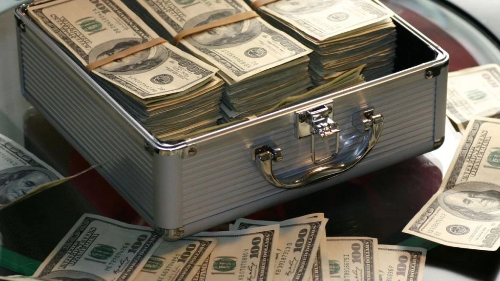 З банку безслідно зникли $282 мільйони: злодіїв так і не знайшли