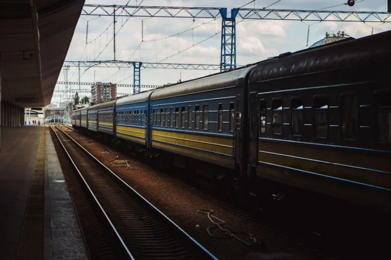 Квитки на потяги подорожчають: коли за поїздку доведеться віддати на 30% більше