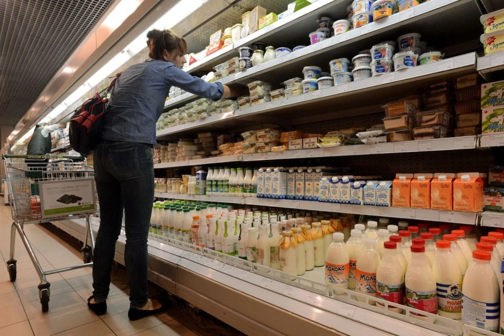 У супермаркетах націнка на продукти сягає 53%: хто бере найбільше